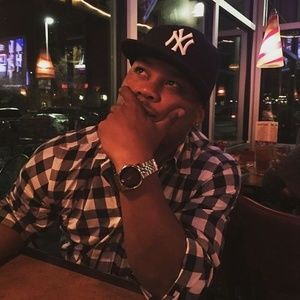 Meet your Posher, Deon